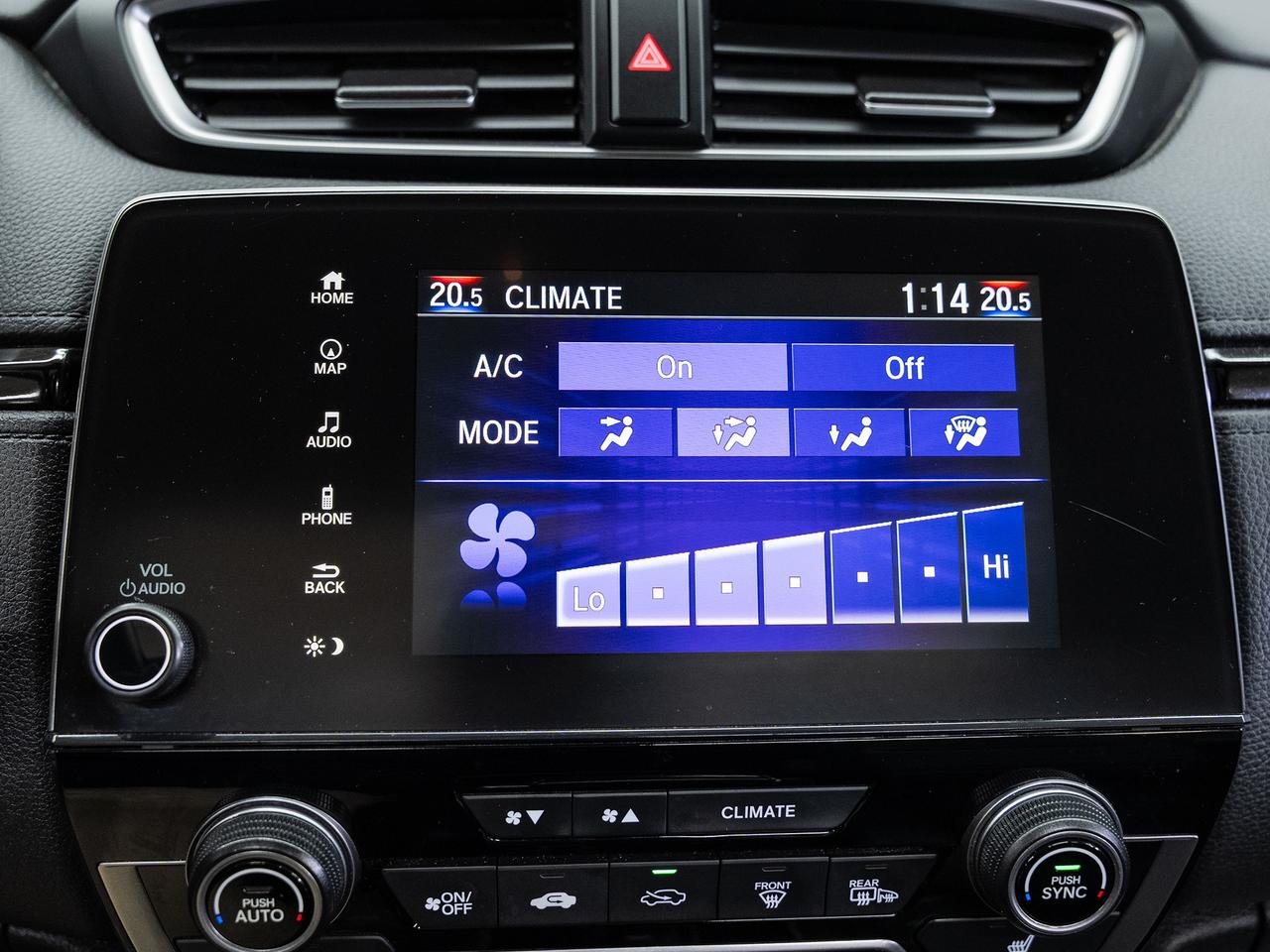 2019 Honda CR-V TOURING AWD | Nav | Leather | Sunroof | CarPlay Photo