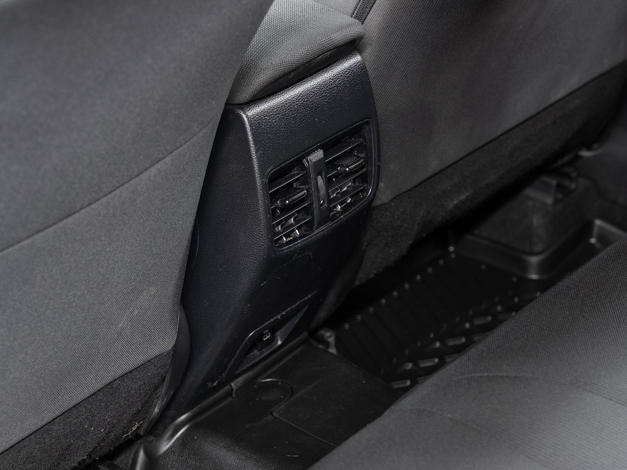 2022 Toyota Corolla Cross LE AWD | LaneDep | Heated Steering | BSM | CarPlay