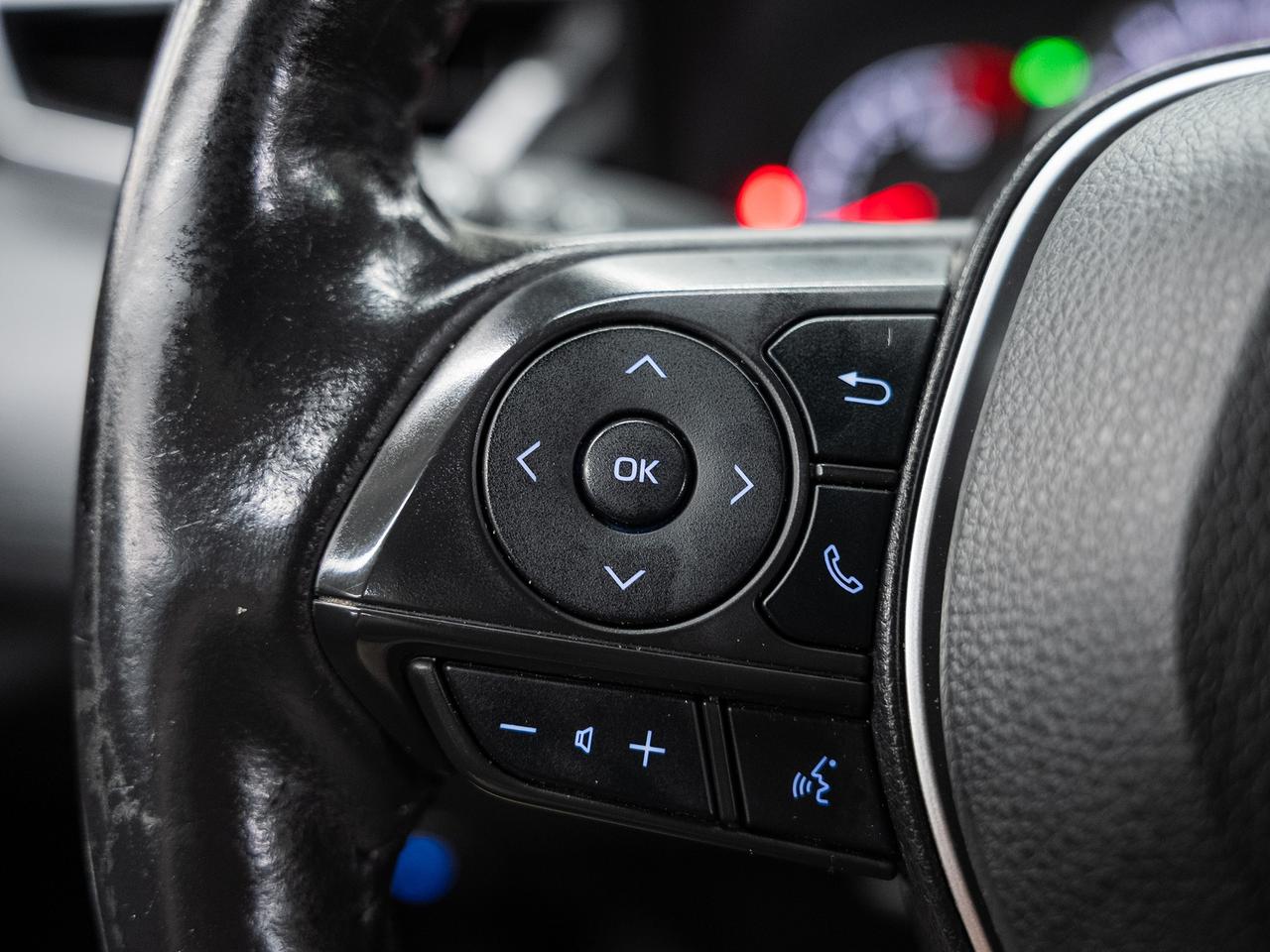 2022 Toyota Corolla Cross LE AWD | LaneDep | Heated Steering | BSM | CarPlay