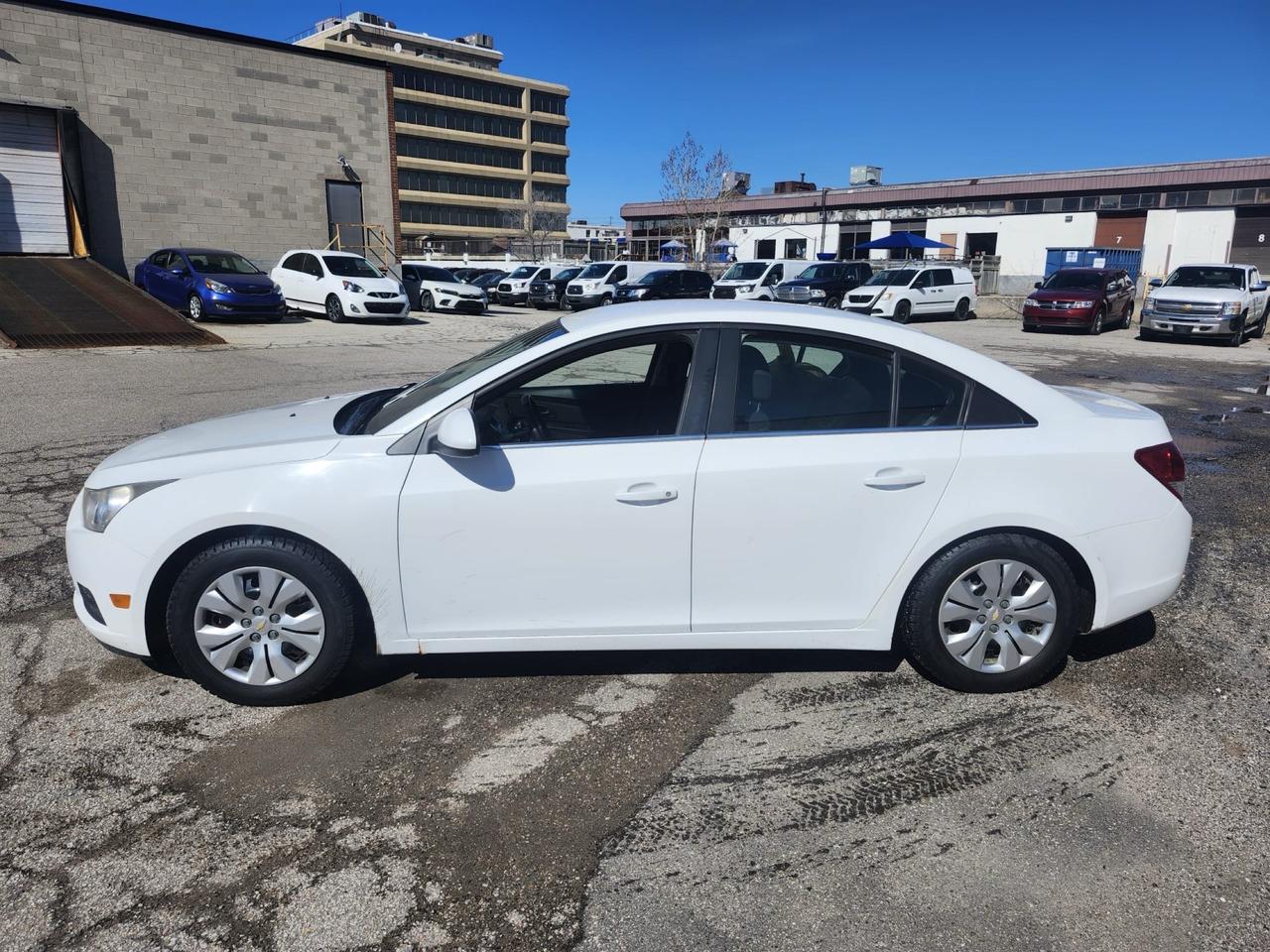 2013 Chevrolet Cruze LT Turbo Photo