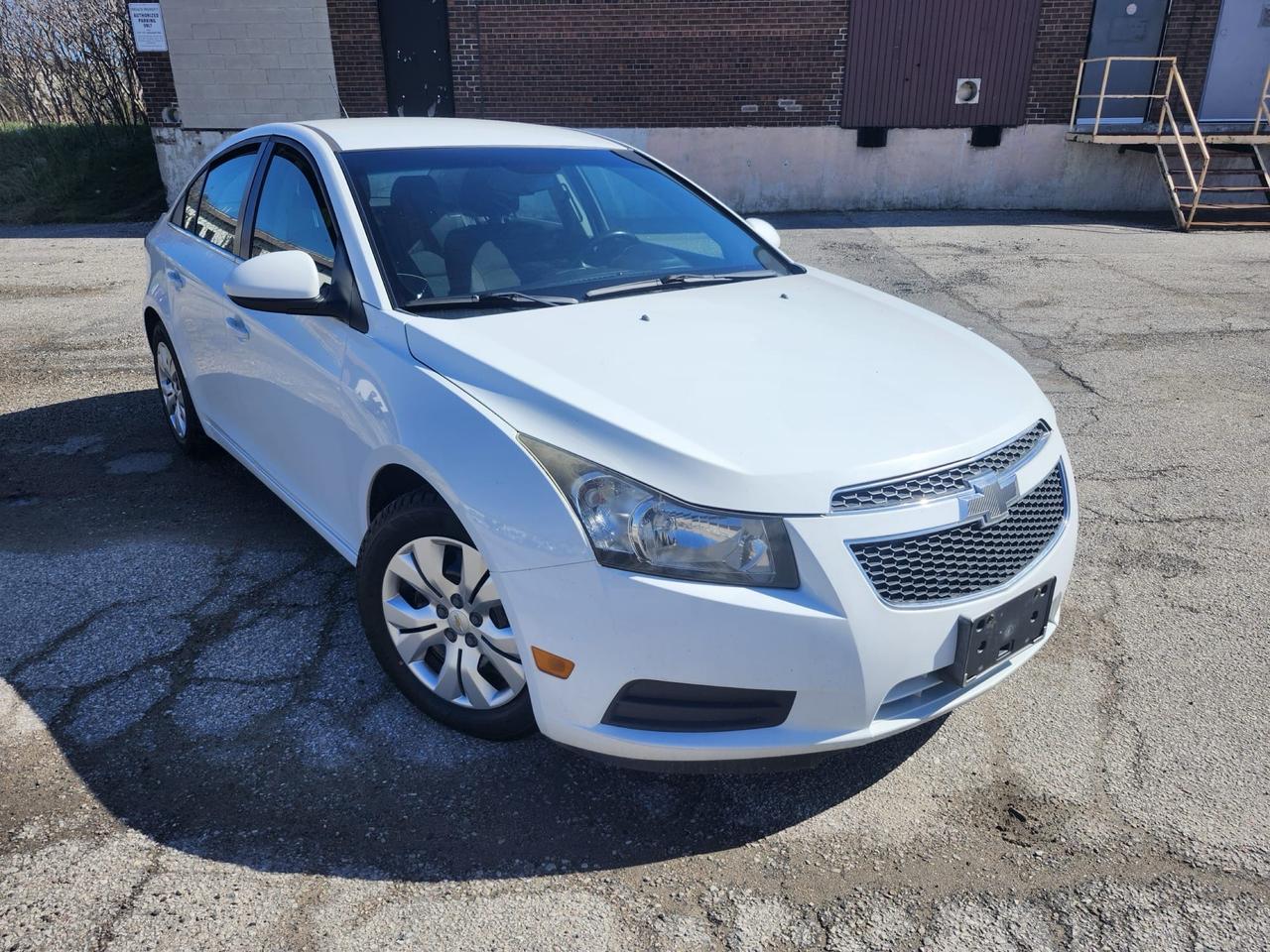 2013 Chevrolet Cruze LT Turbo - Photo #1