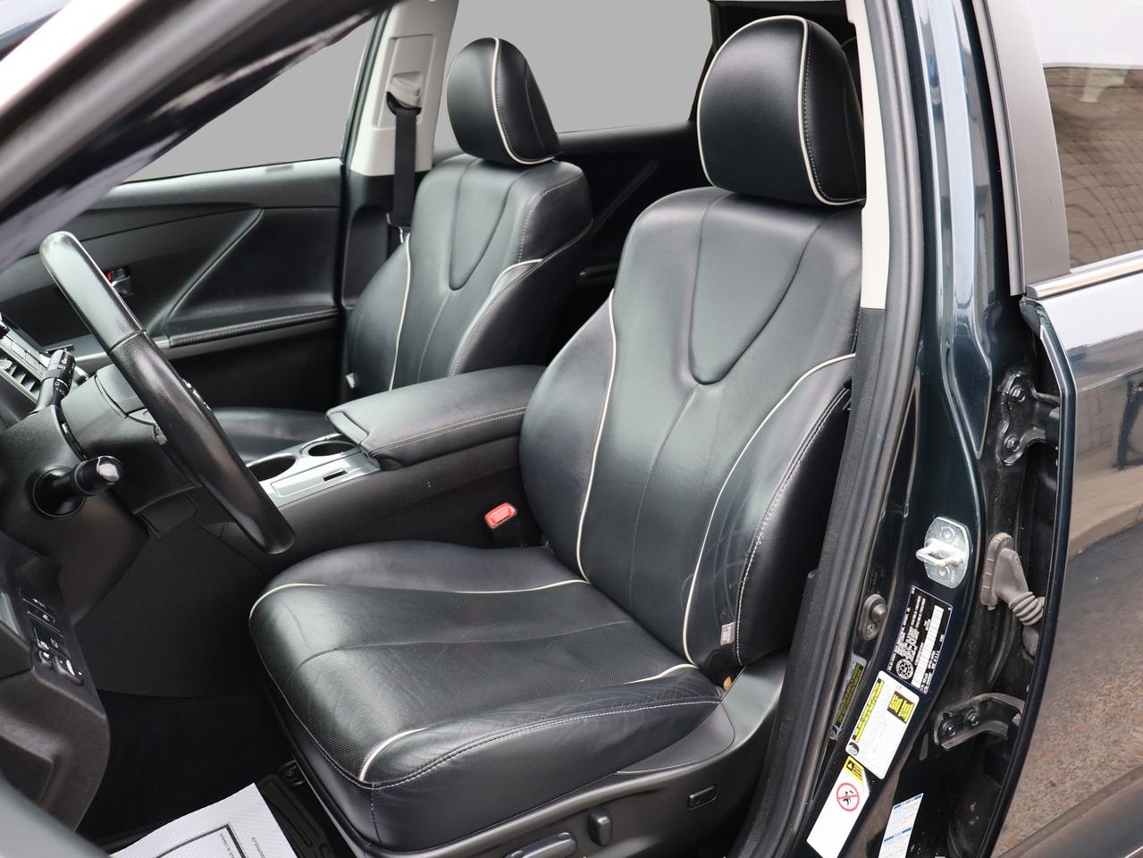 2016 Toyota Venza LIMITED V6 AWD CERTIFIED CAMERA BLUETOOTH LEATHER HEATED SEATS PANO ROOF CRUISE ALLOYS Photo
