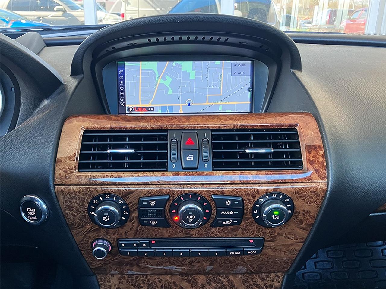 2010 BMW 6 Series 650i | NAVI | HEADS-UP DISPLAY | SUNROOF Photo