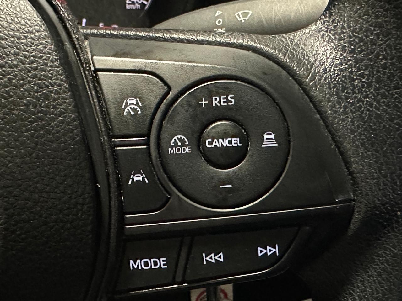 2023 Toyota Corolla LE | HEATED SEATS | BLUETOOTH | BACL UP CAM | Photo