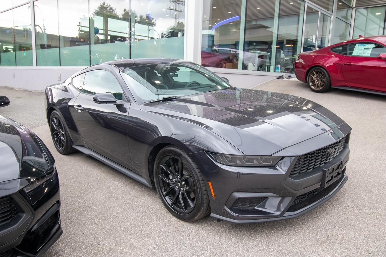2024 Ford Mustang EcoBoost Premium Photo3