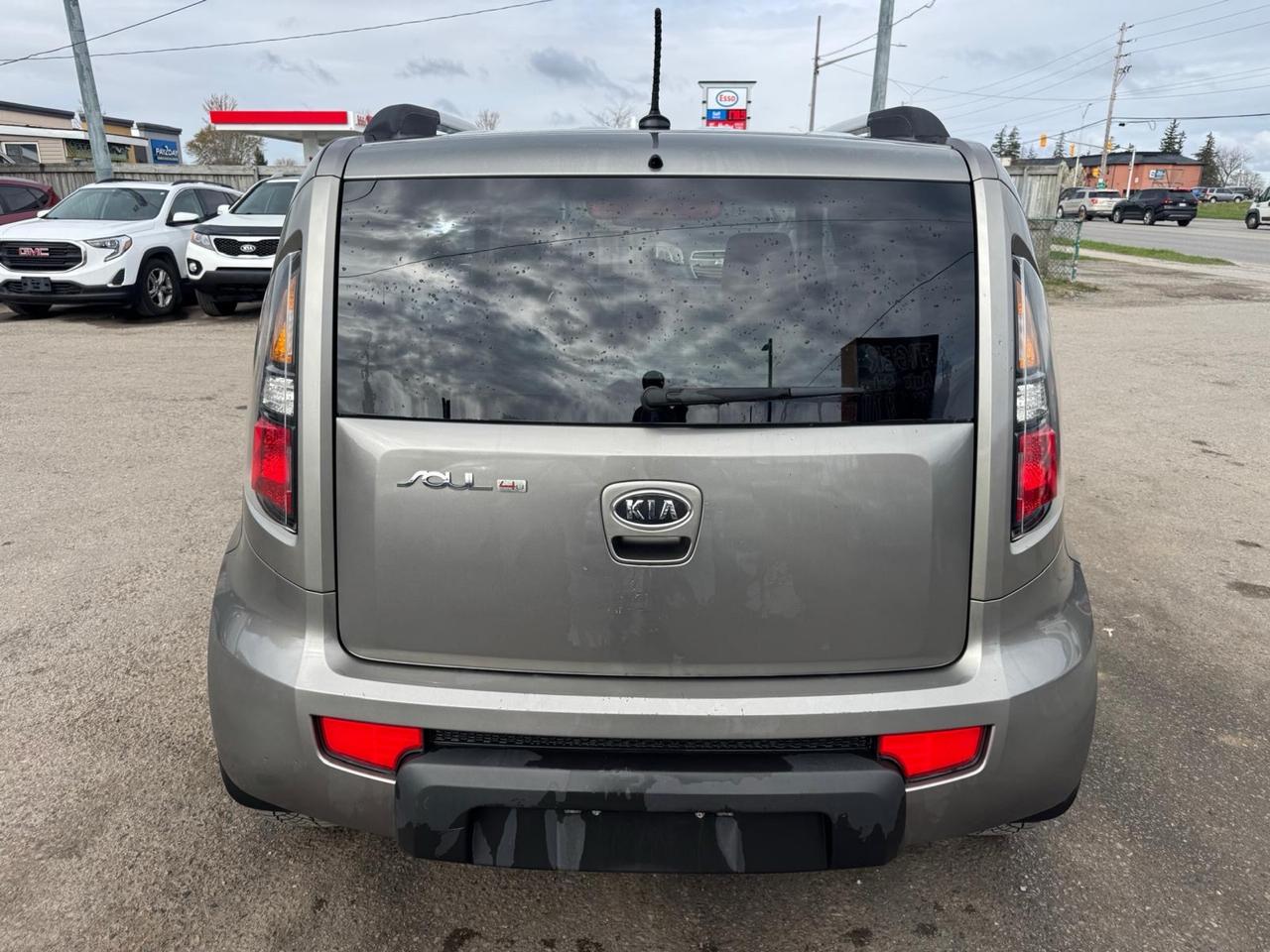 2011 Kia Soul 4U, MANUAL, HATCH, GREAT SHAPE, ALLOYS, CERTIFIED Photo3