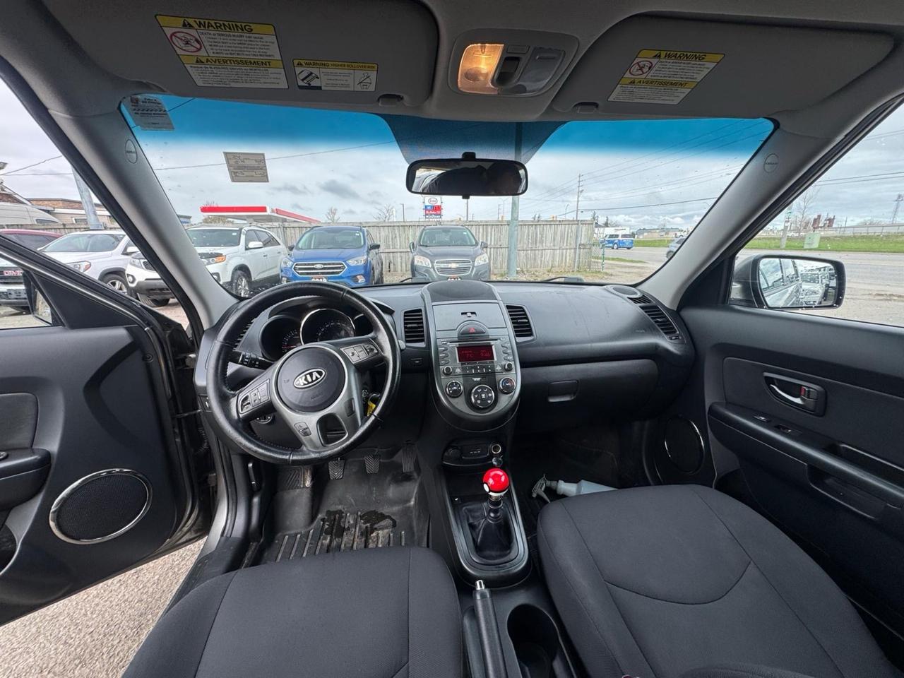 2011 Kia Soul 4U, MANUAL, HATCH, GREAT SHAPE, ALLOYS, CERTIFIED Photo
