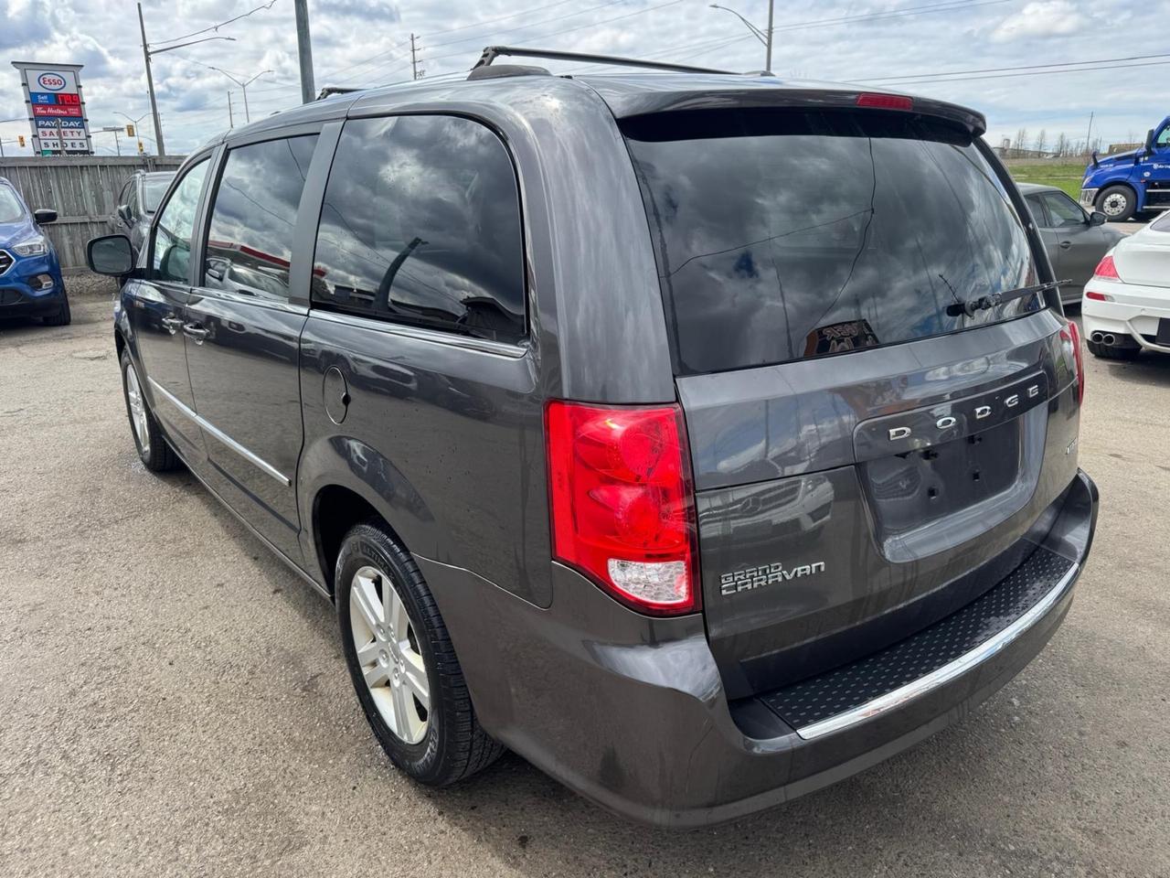 2015 Dodge Grand Caravan CREW PLUS, LEATHER, NAVI, 175KMS, CERTIFIED Photo2