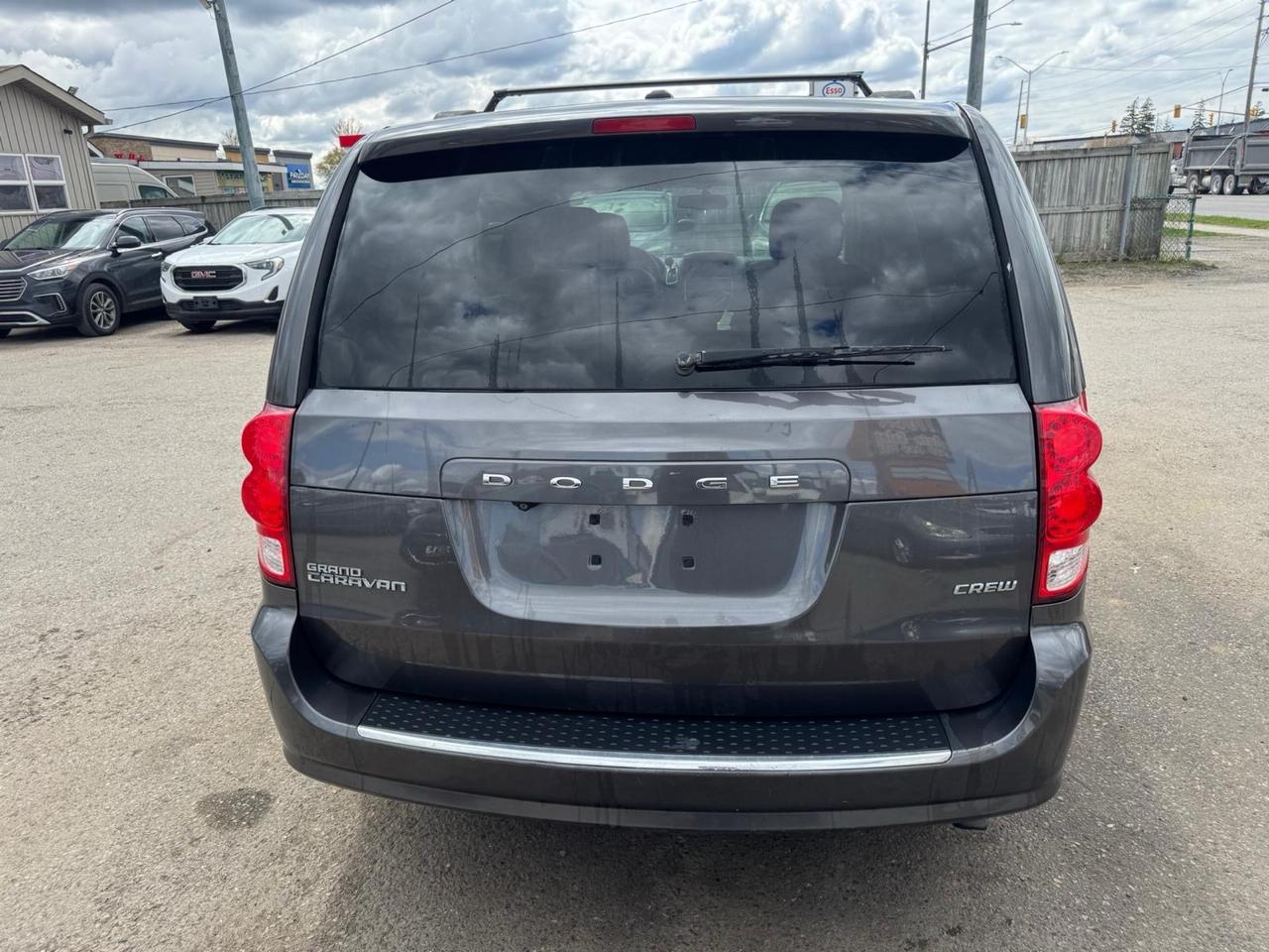 2015 Dodge Grand Caravan CREW PLUS, LEATHER, NAVI, 175KMS, CERTIFIED Photo3
