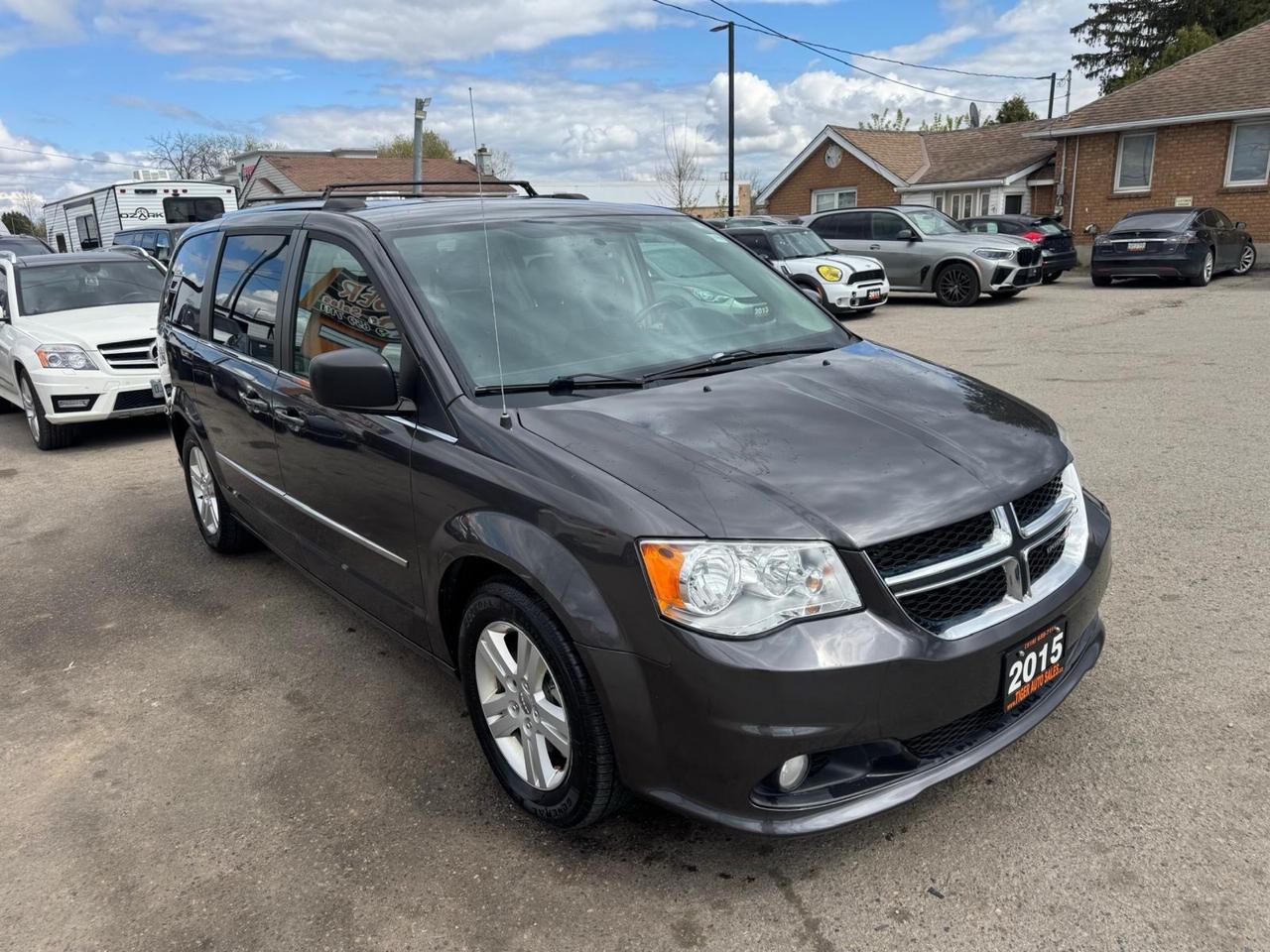 2015 Dodge Grand Caravan CREW PLUS, LEATHER, NAVI, 175KMS, CERTIFIED Photo