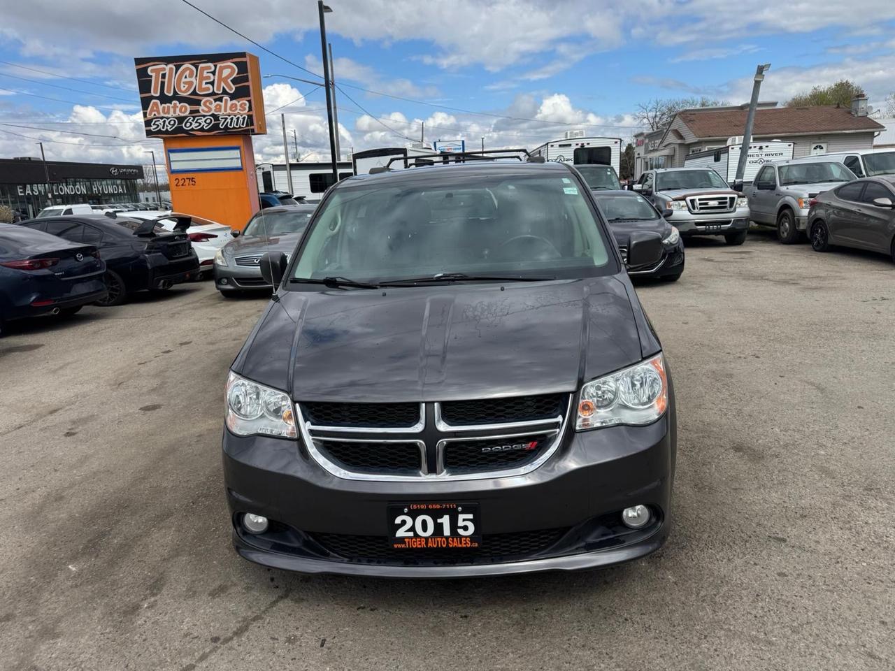 2015 Dodge Grand Caravan CREW PLUS, LEATHER, NAVI, 175KMS, CERTIFIED Photo