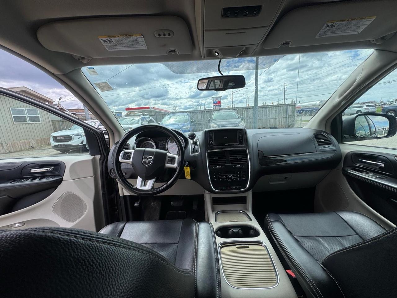 2015 Dodge Grand Caravan CREW PLUS, LEATHER, NAVI, 175KMS, CERTIFIED Photo