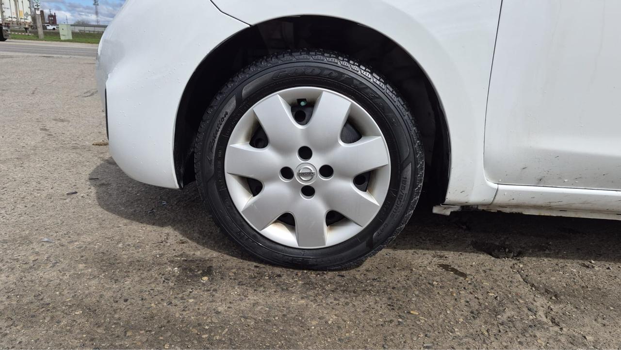 2015 Nissan Micra S, HATCH, NON CVT, ONLY 174KMS. AUTO, CERT Photo