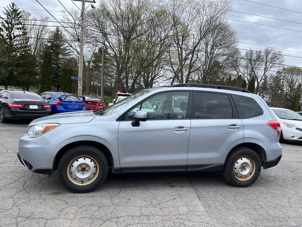 2014 Subaru Forester i Photo3