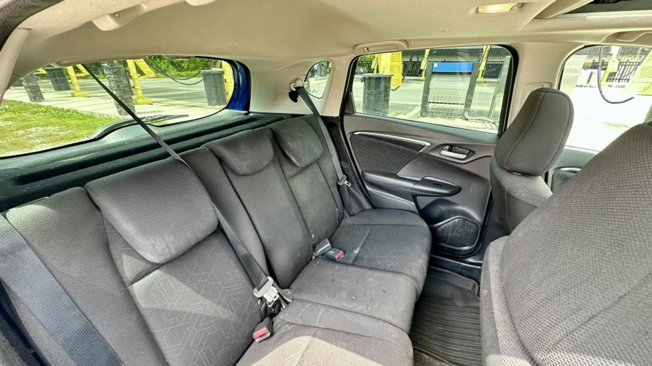 2015 Honda Fit * AS - IS * EX TRIM * " Photo