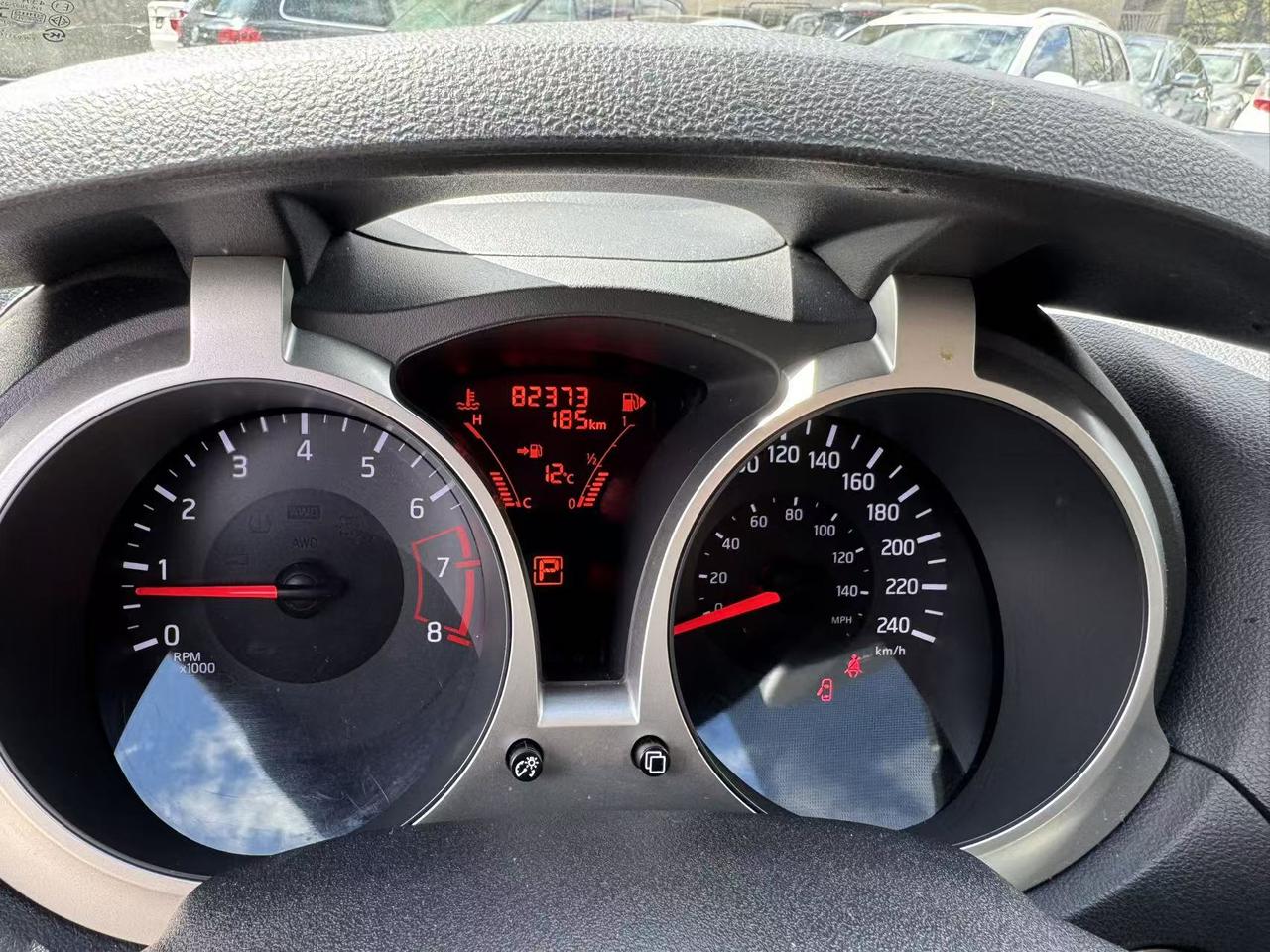 2016 Nissan Juke 5DR WGN CVT SV FWD Photo