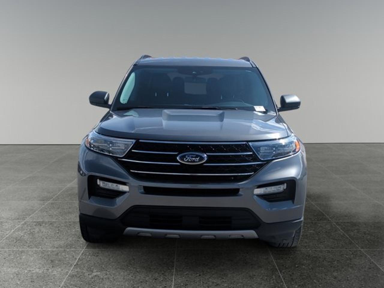2021 Ford Explorer XLT Photo