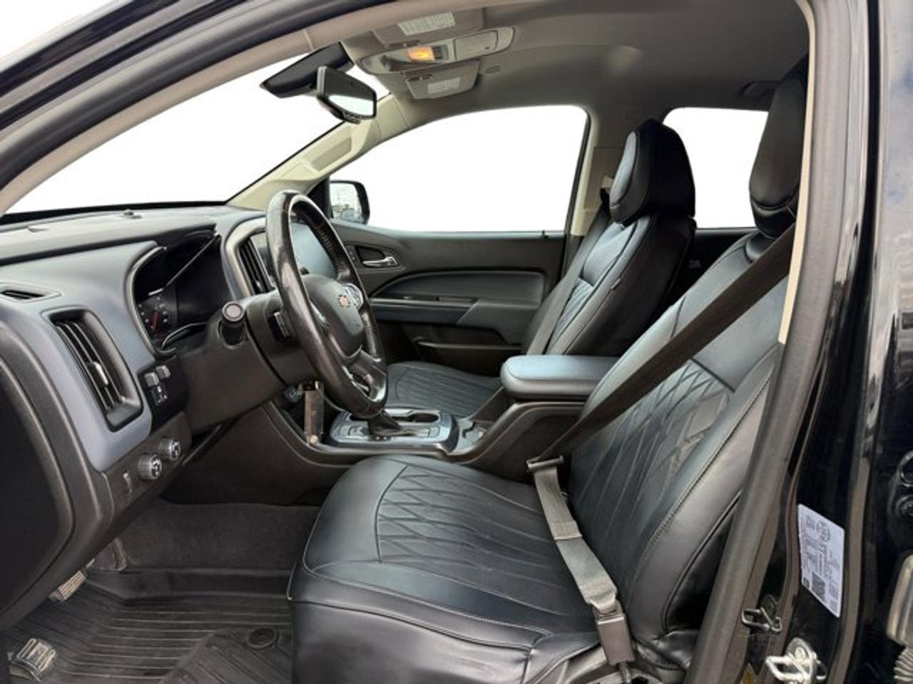 2022 Chevrolet Colorado 4WD Z71 Photo