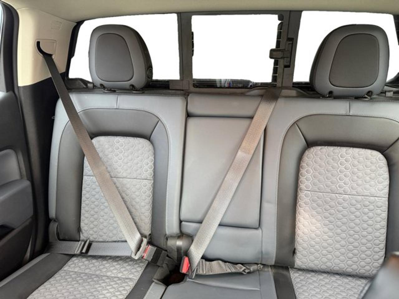 2022 Chevrolet Colorado 4WD Z71 - Photo #16