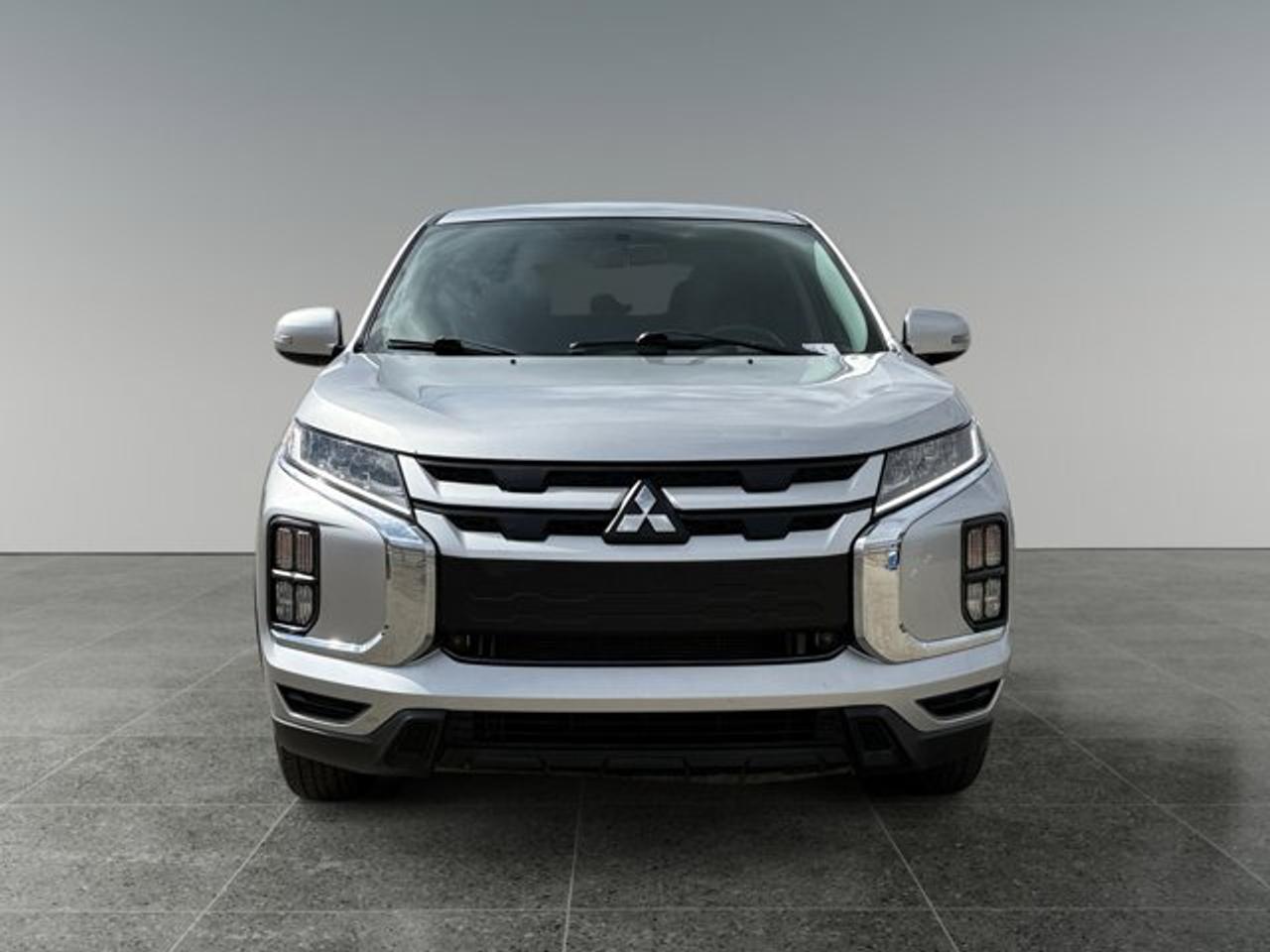 2021 Mitsubishi RVR SE - Photo #7