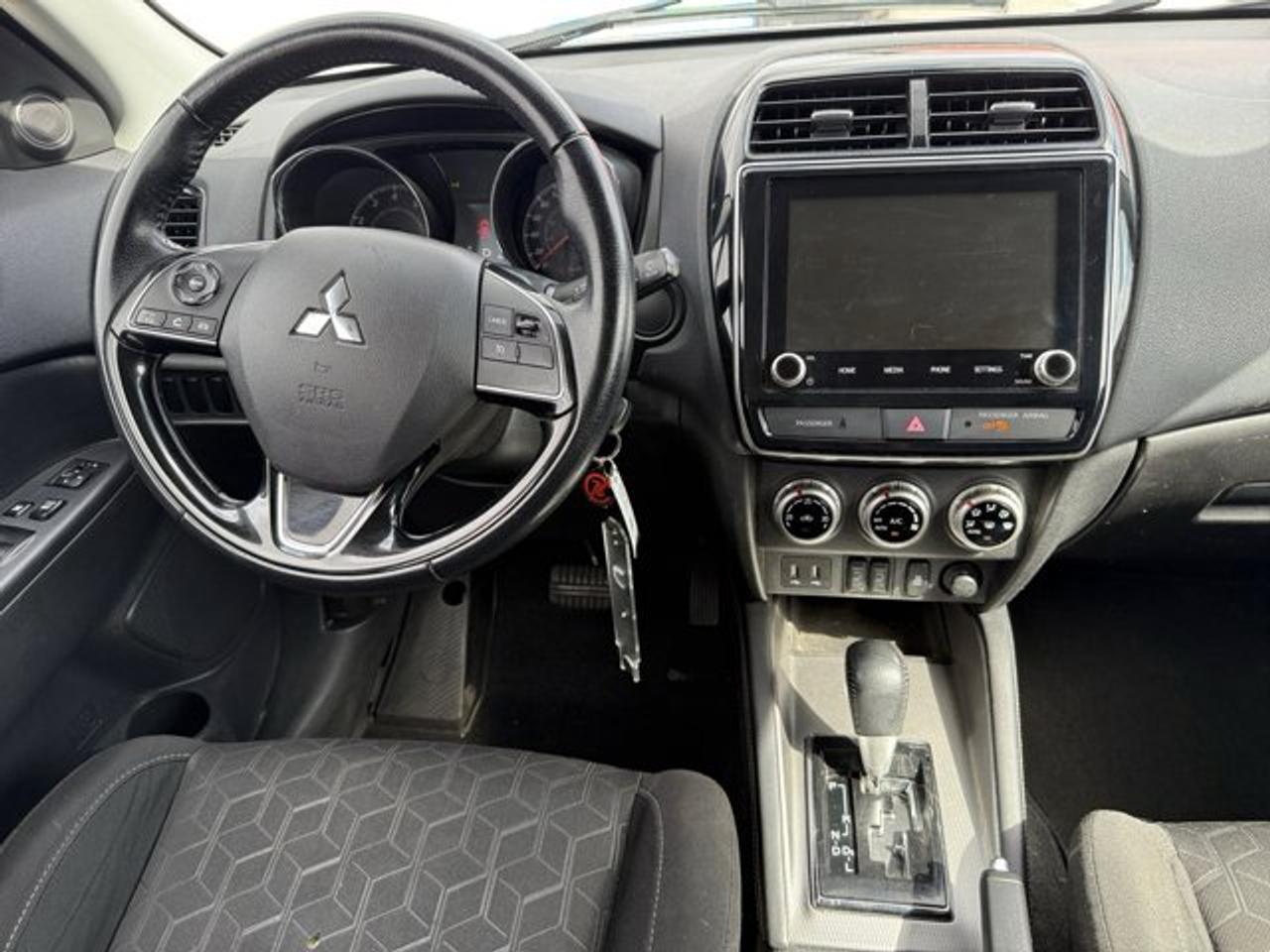 2021 Mitsubishi RVR SE Photo