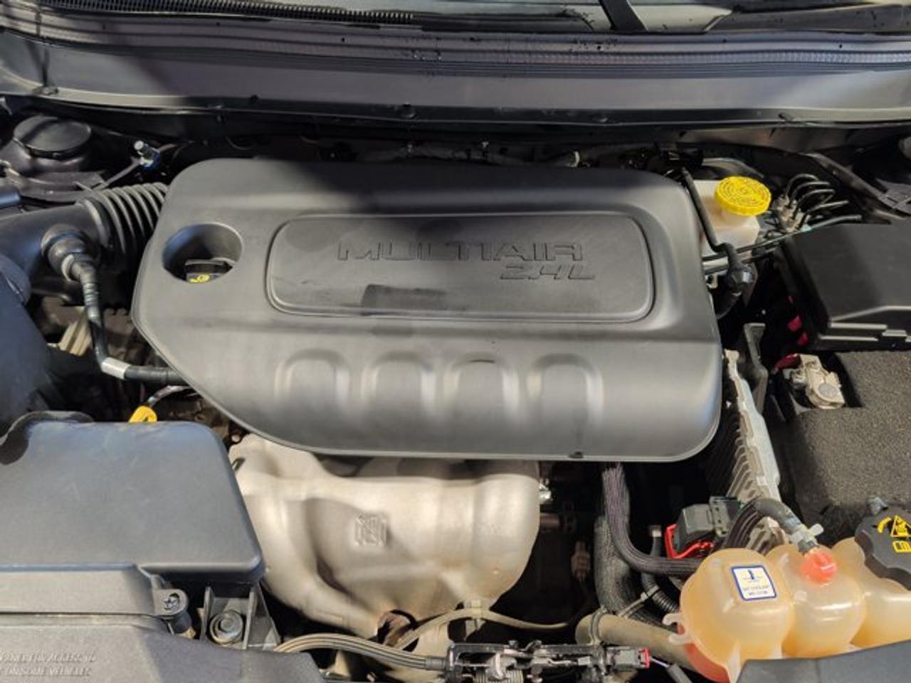 2019 Jeep Cherokee North - Photo #10