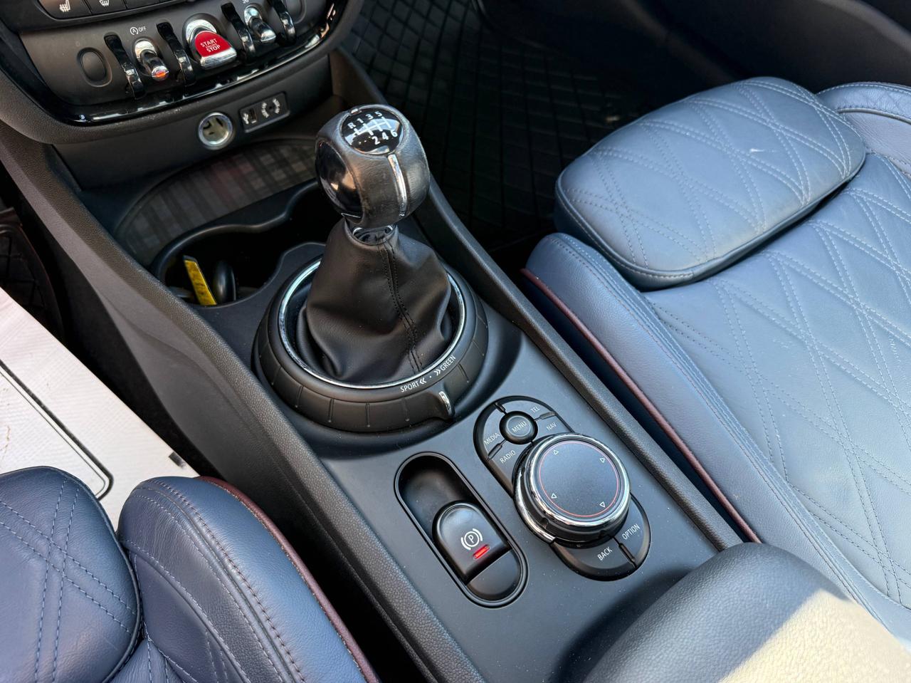 2016 MINI Cooper Clubman 4dr HB S Photo