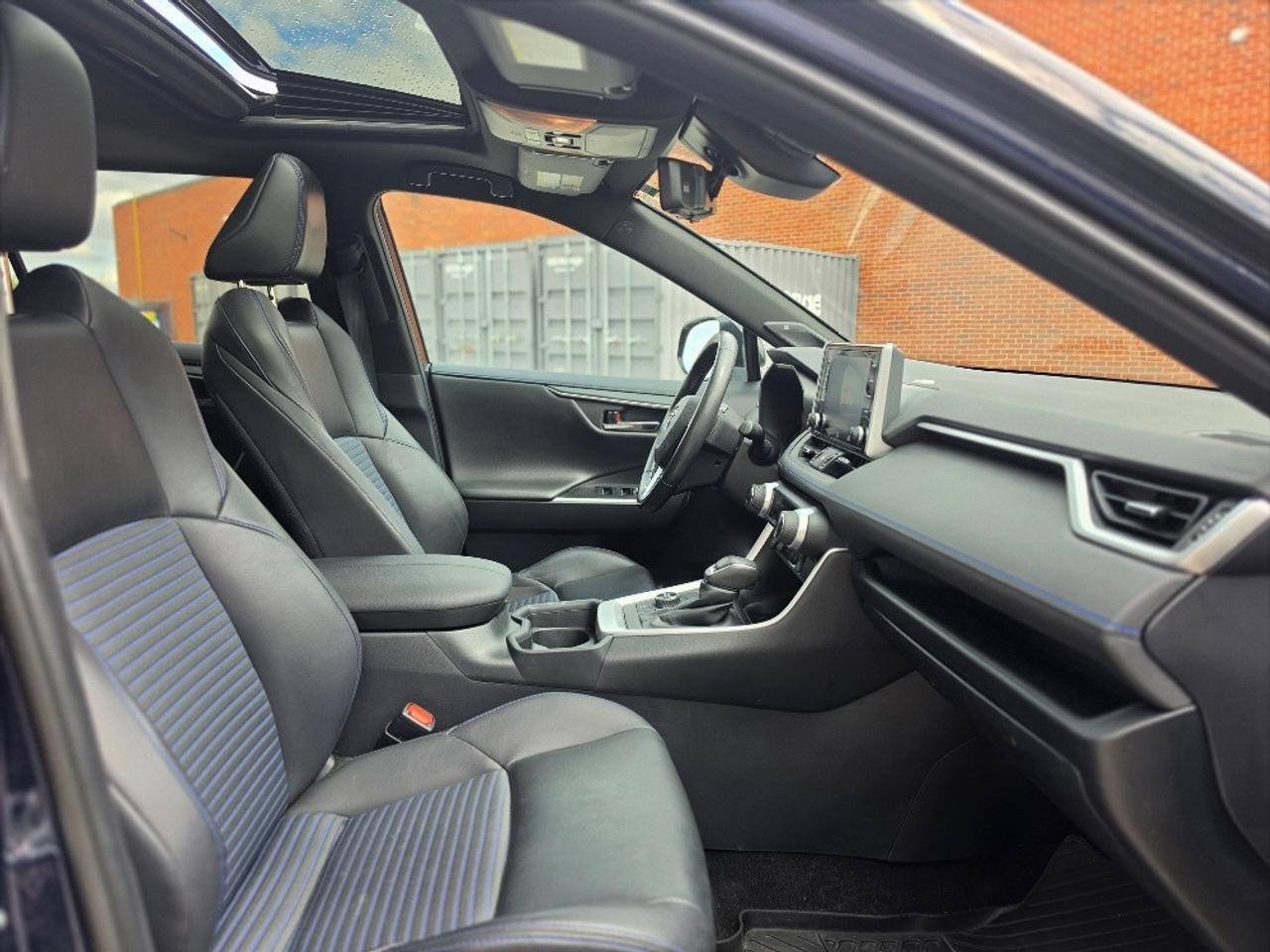 2019 Toyota RAV4 HYBRID XSE AWD-FULLY LOADED-CLEAN CARFAX Photo