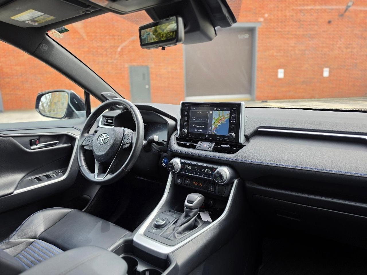2019 Toyota RAV4 HYBRID XSE AWD-FULLY LOADED-CLEAN CARFAX Photo