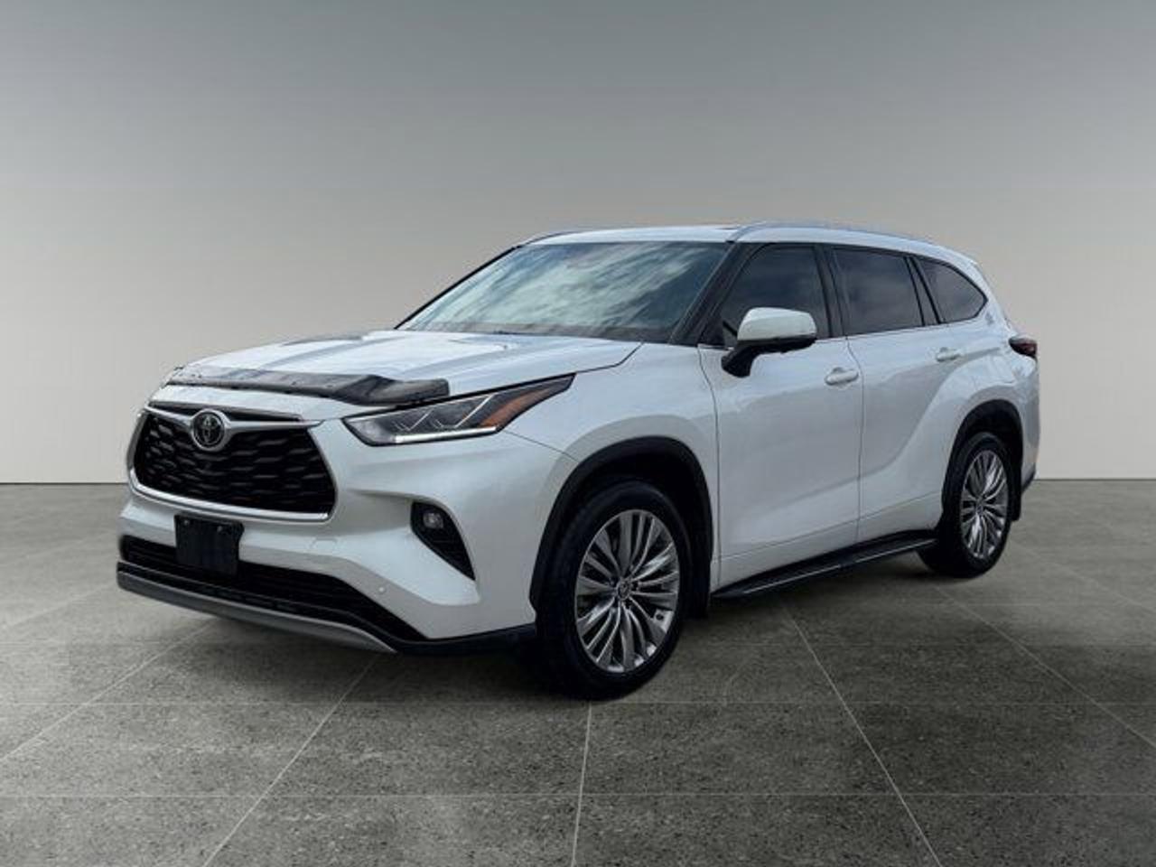 2024 Toyota Highlander Platinum - Photo #1