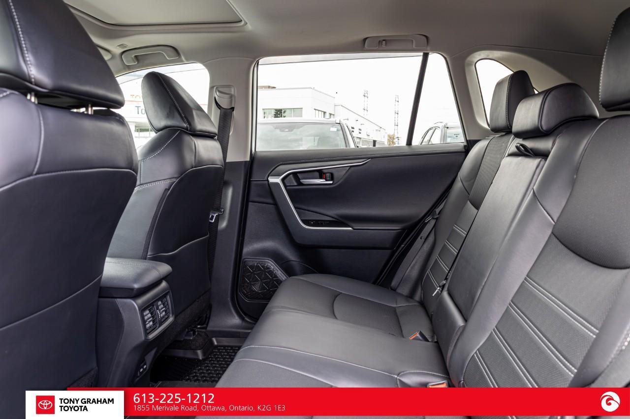 2023 Toyota RAV4 LIMITED  Photo