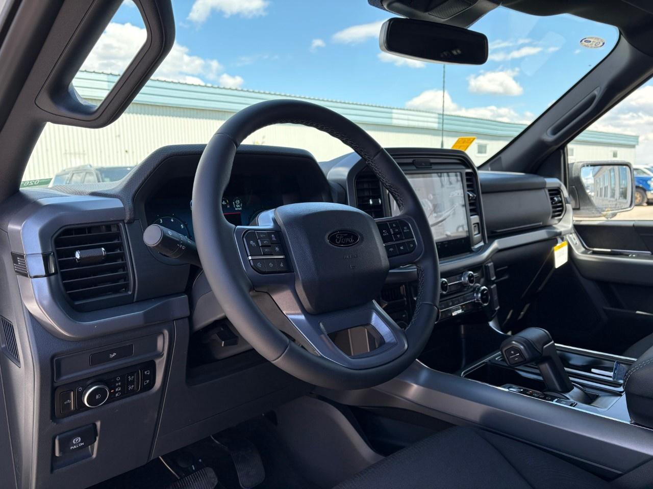 2026 Ford F-150 XLT 4WD SuperCrew 5.5' Box Photo