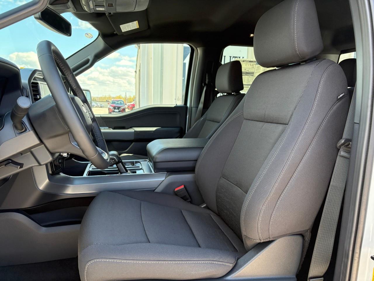 2026 Ford F-150 XLT 4WD SuperCrew 5.5' Box Photo