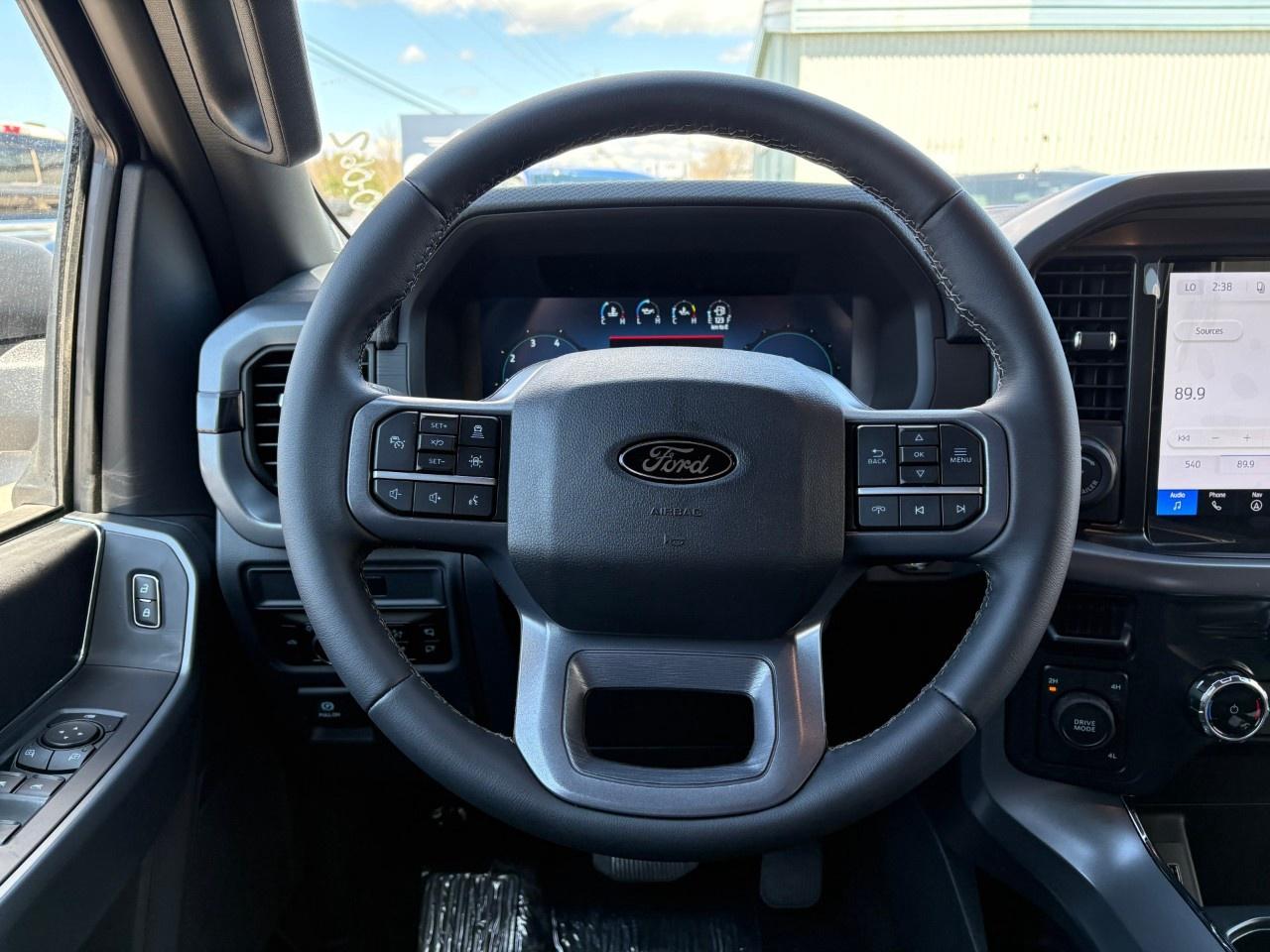 2026 Ford F-150 XLT 4WD SuperCrew 5.5' Box Photo