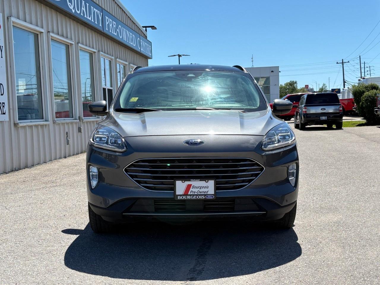 2021 Ford Escape Titanium AWD Photo