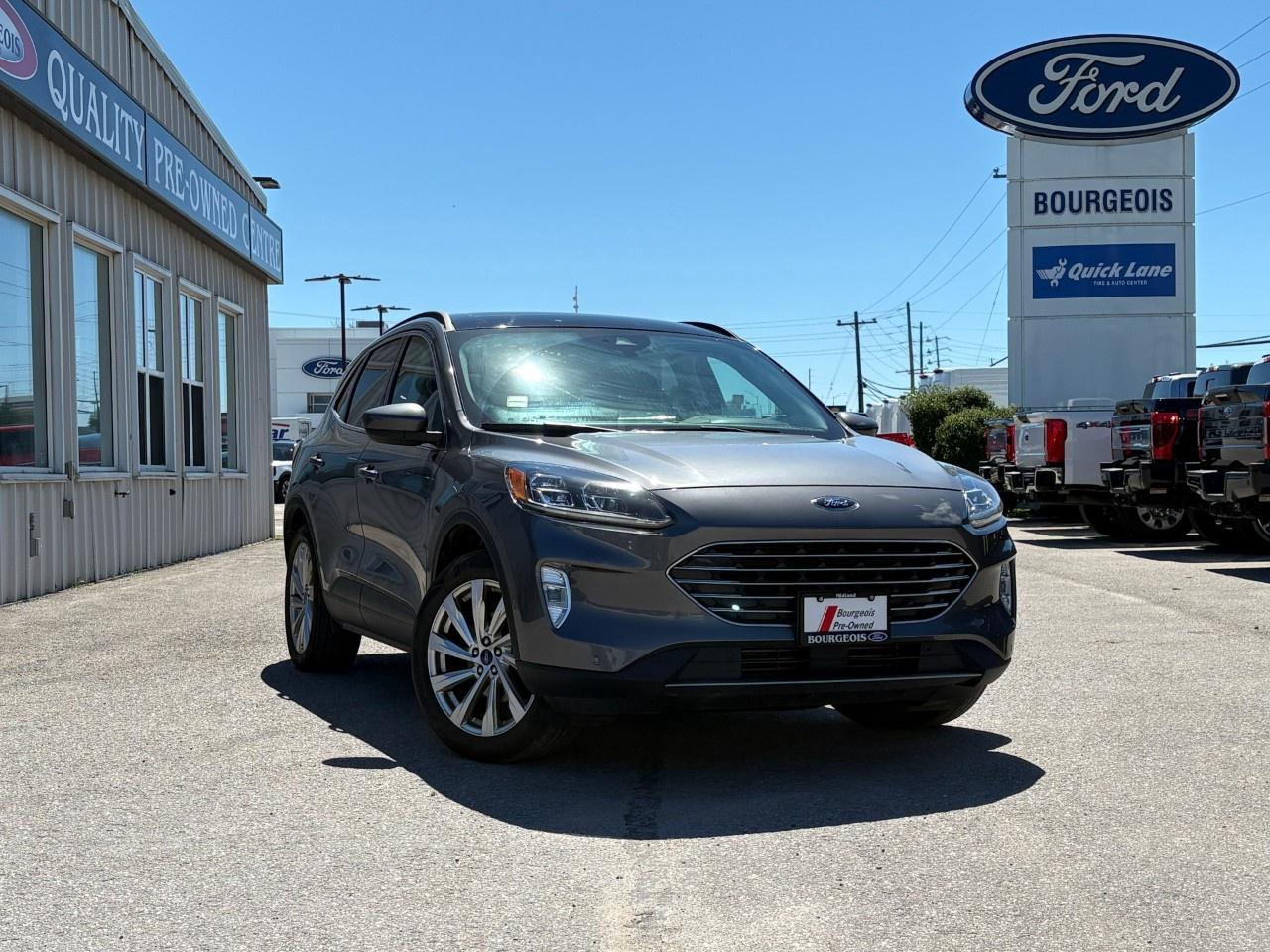 2021 Ford Escape Titanium AWD Photo0