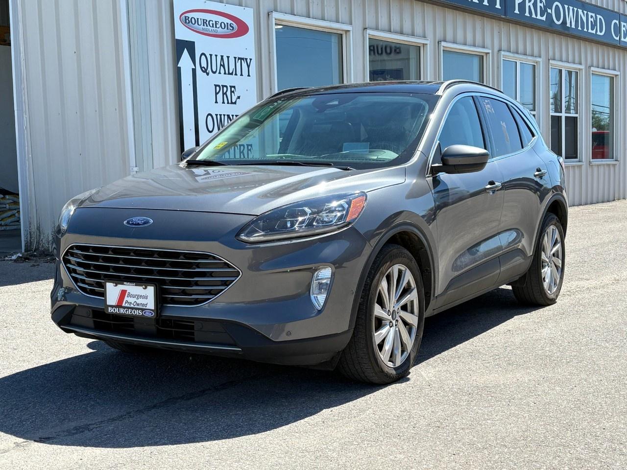 2021 Ford Escape Titanium AWD Photo