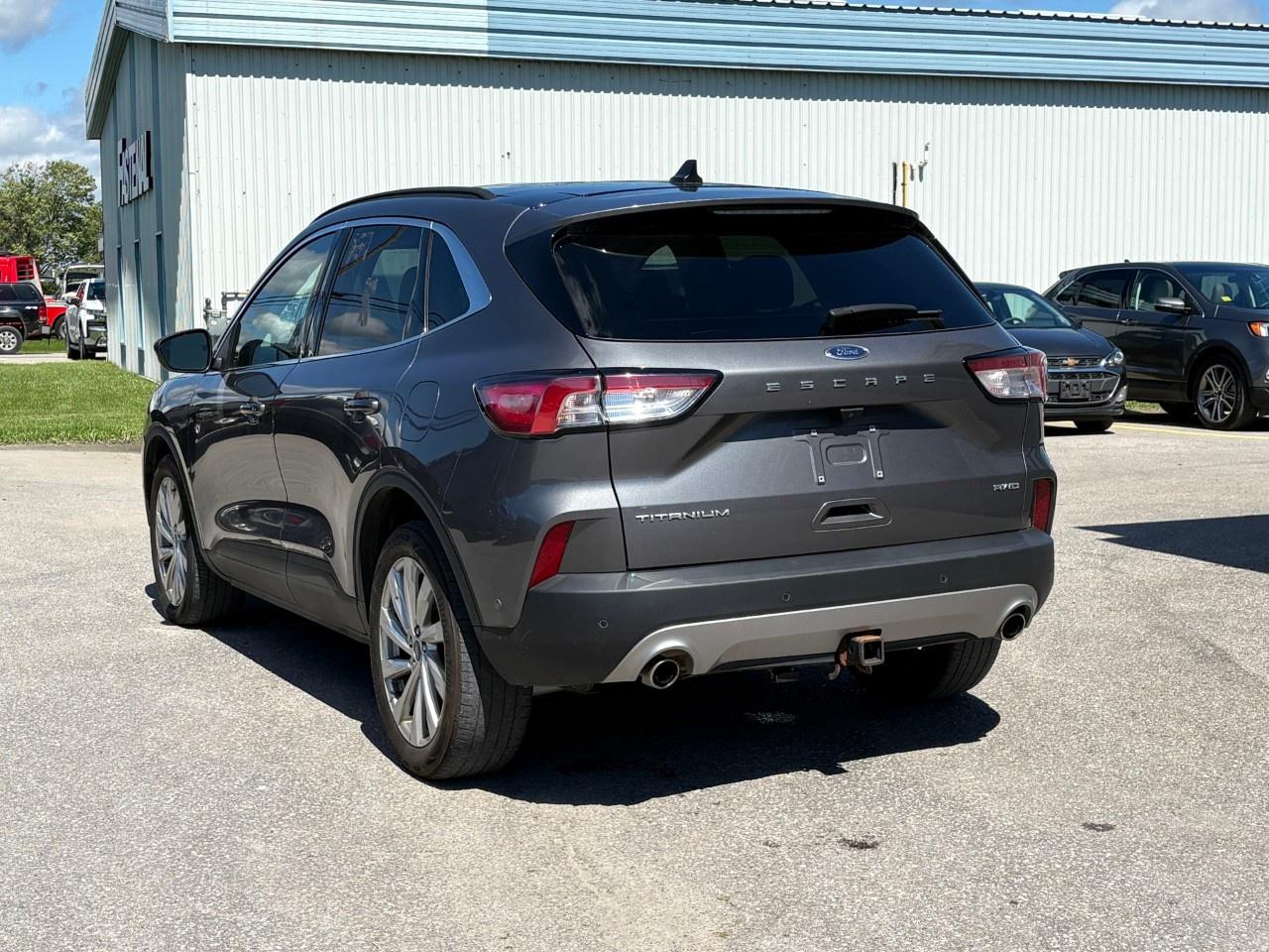 2021 Ford Escape Titanium AWD Photo