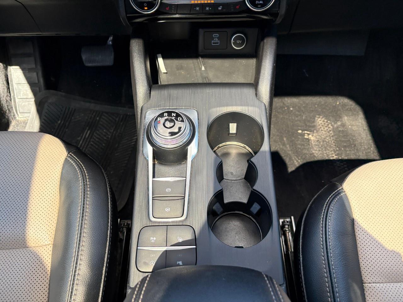 2021 Ford Escape Titanium AWD Photo