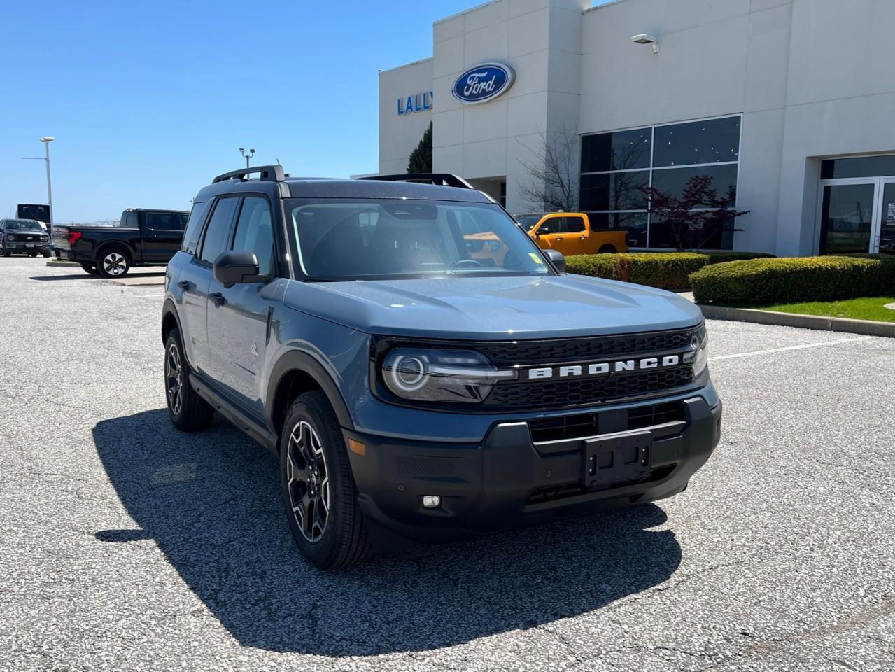 2026 Ford Bronco Sport Outer Banks Photo0