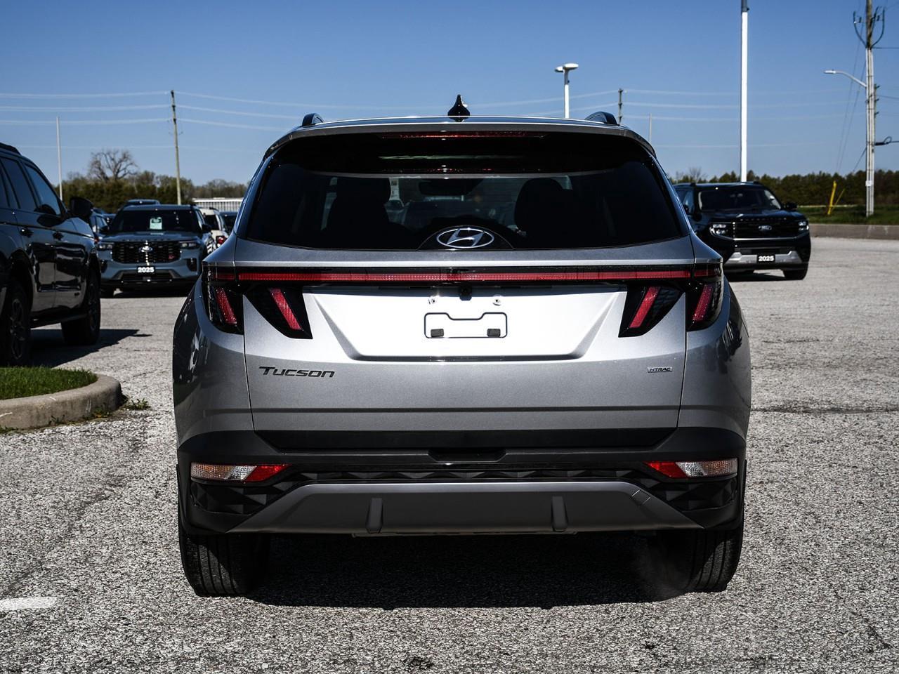 2024 Hyundai Tucson Trend NAV | SUNROOF | HTD SEATS | HTD STEERING | REMOTE START Photo