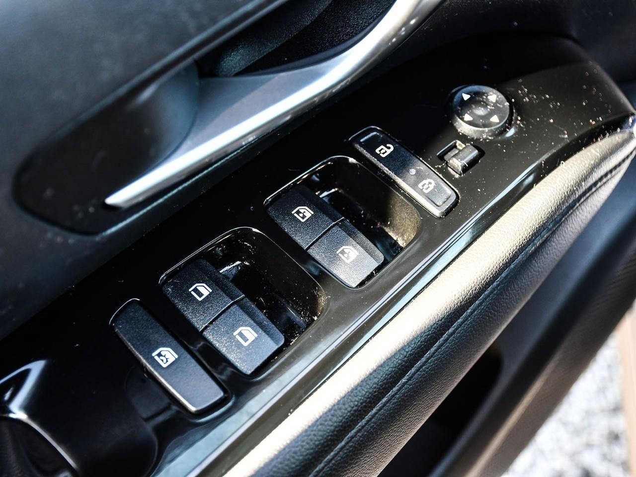 2024 Hyundai Tucson Trend NAV | SUNROOF | HTD SEATS | HTD STEERING | REMOTE START Photo