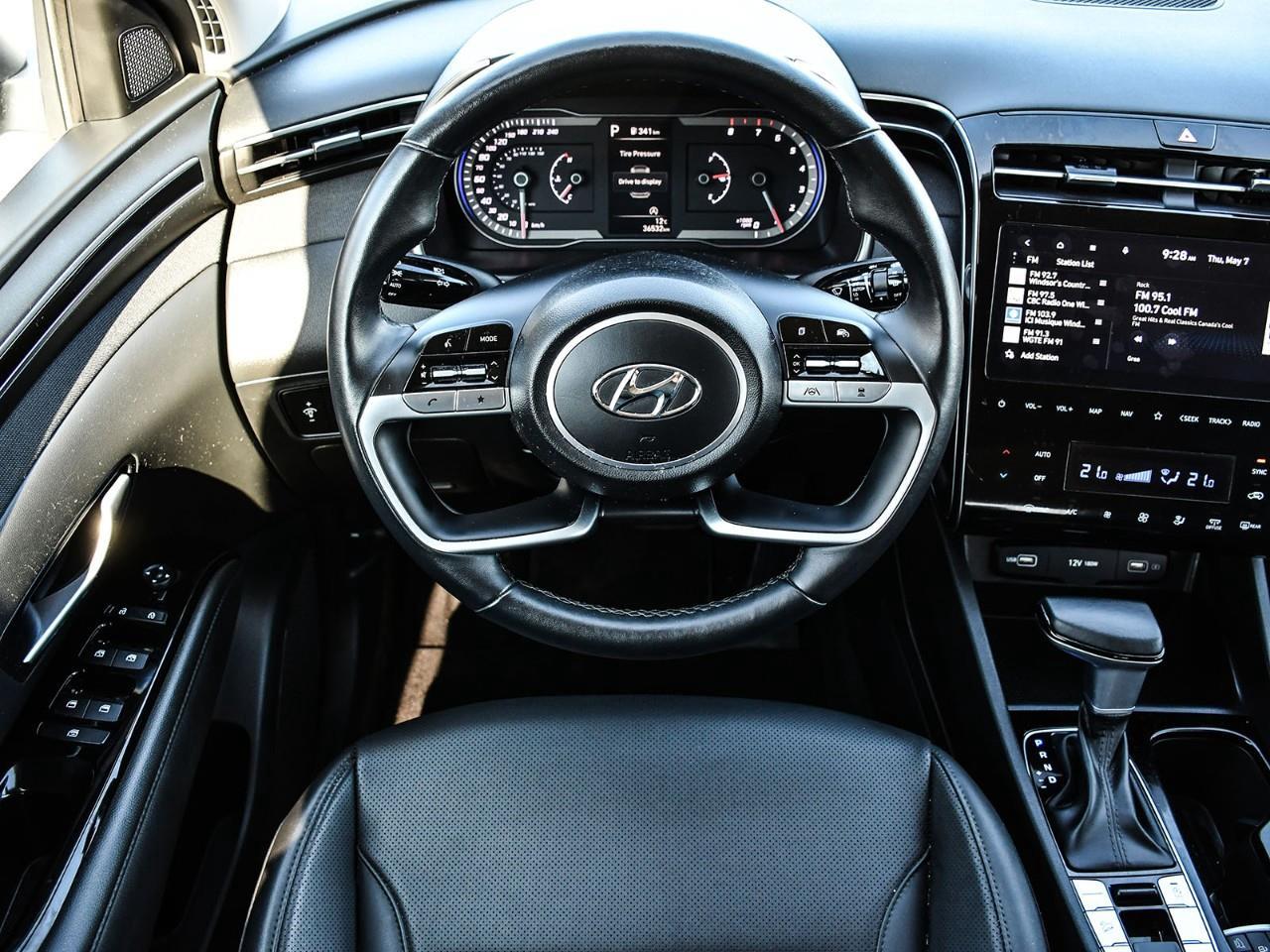 2024 Hyundai Tucson Trend NAV | SUNROOF | HTD SEATS | HTD STEERING | REMOTE START Photo