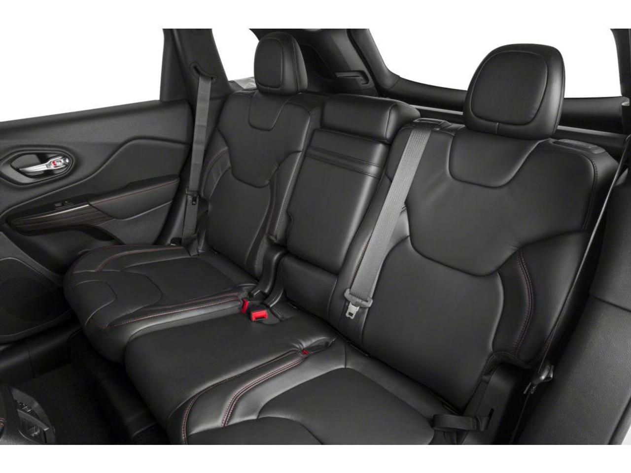 2016 Jeep Cherokee Trailhawk 3.2L V6 | ACTIVE DRIVE II | LEATHER | COLD WEATHER GRP | VENT & MEMORY SEATS | DUAL PANE SUNROOF | 17" BLK ALLOYS | 8.4" NAV Photo