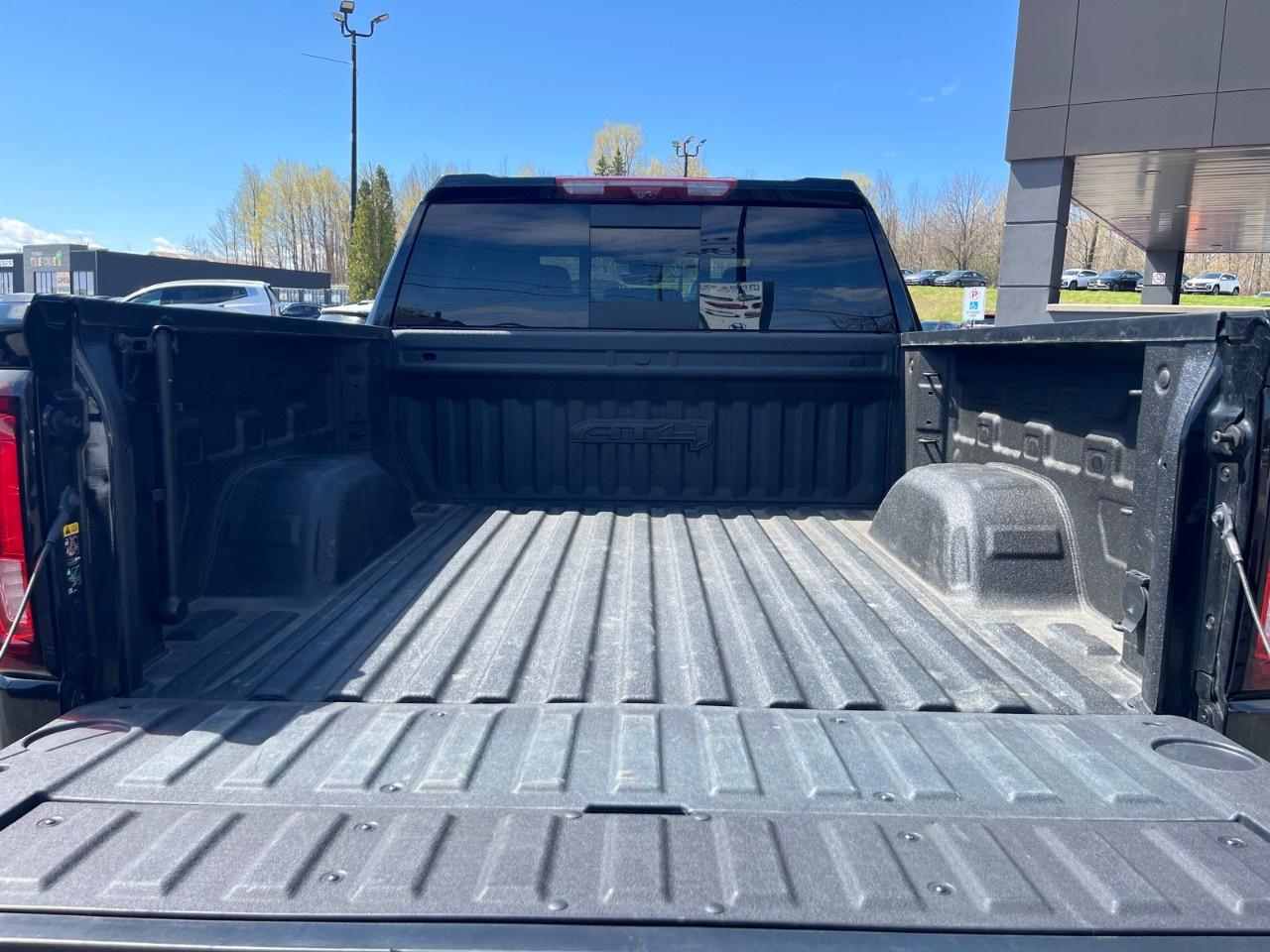 2024 GMC Sierra 1500 Crew Cab Short Box 4-Wheel Drive AT4 Photo