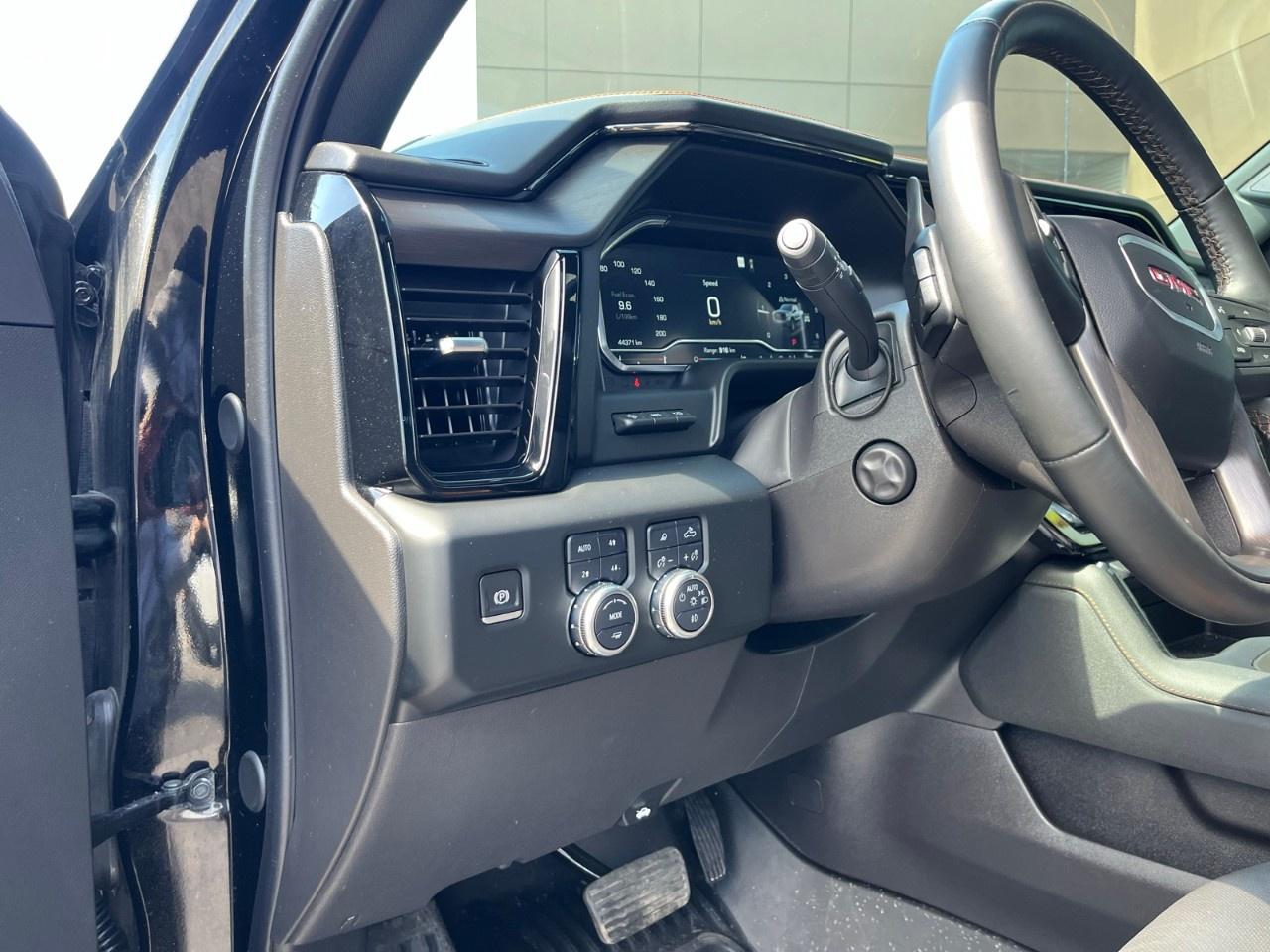 2024 GMC Sierra 1500 Crew Cab Short Box 4-Wheel Drive AT4 Photo