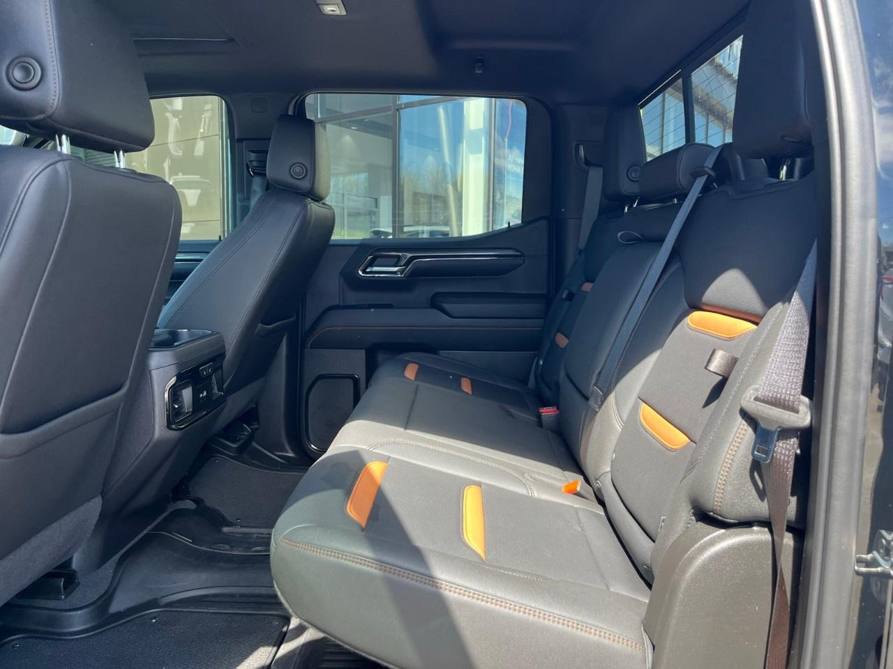 2024 GMC Sierra 1500 Crew Cab Short Box 4-Wheel Drive AT4 Photo