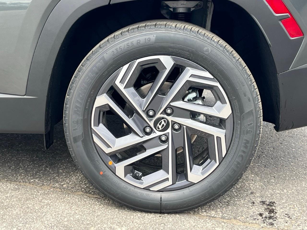 2026 Hyundai Tucson Hybrid Ultimate AWD Photo3