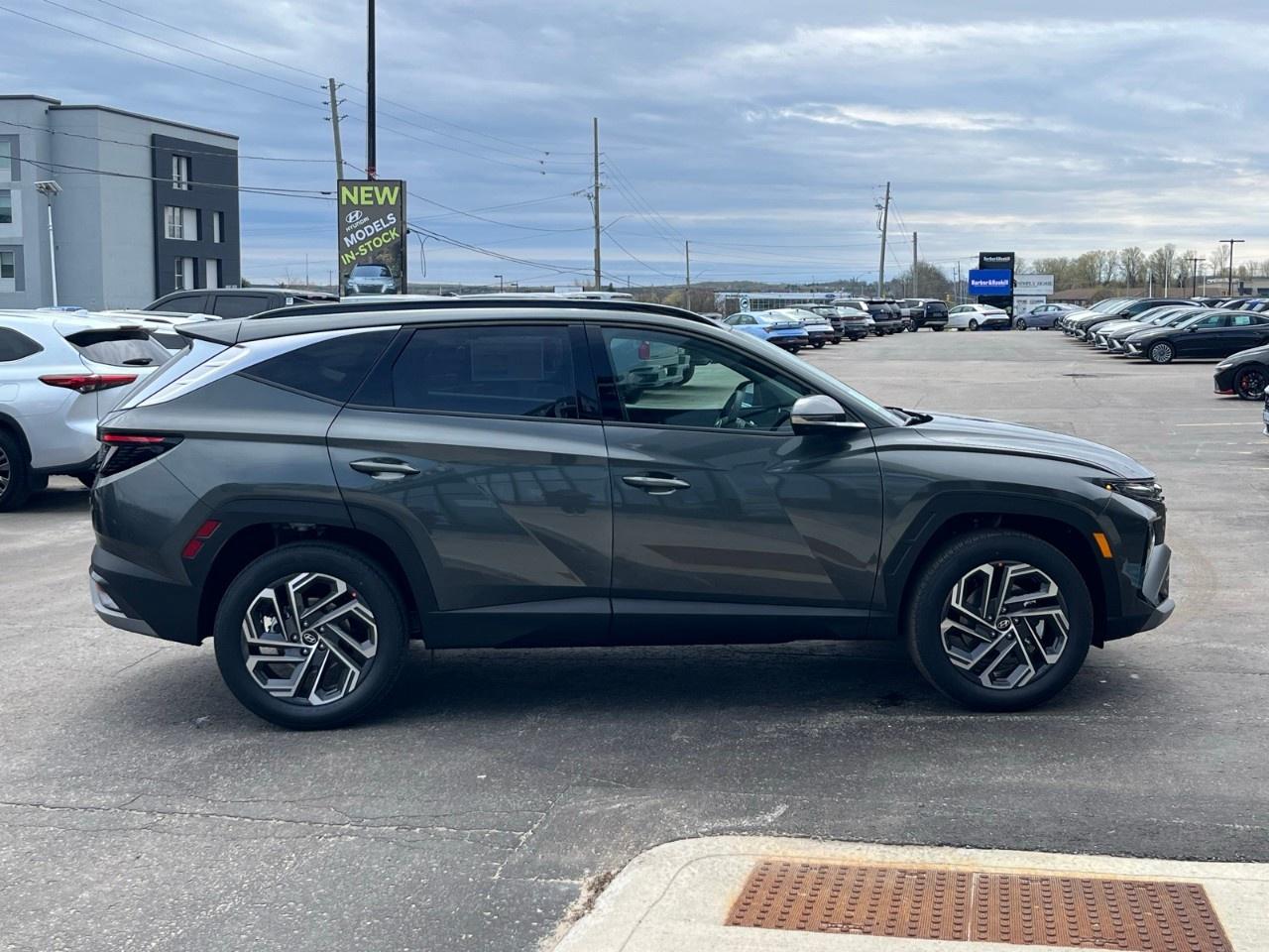 2026 Hyundai Tucson Hybrid Ultimate AWD Photo
