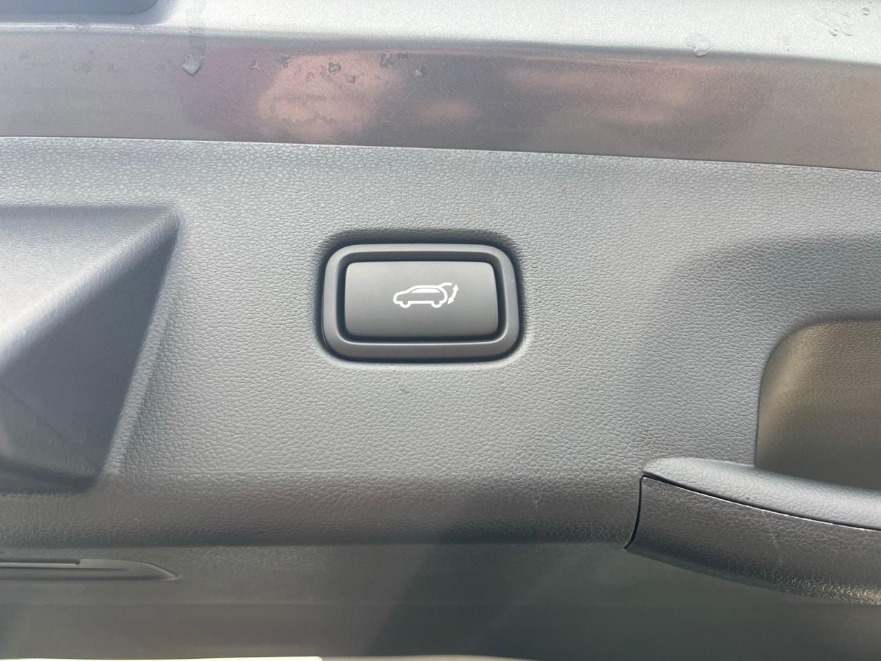 2026 Hyundai Tucson Hybrid Ultimate AWD Photo